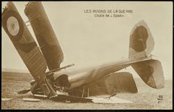 LES AVIONS DE LA GUERRE Chute de "Spad"
