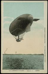 U.S. DIRIGIBLE IN FLIGHT.