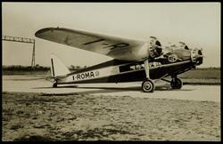 S.I.A.I. "Savoia. Marchetti." [written in pencil on verso]