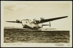 Clipper taking off at La Guardia Field