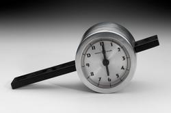 Electric clock, model no. 6351