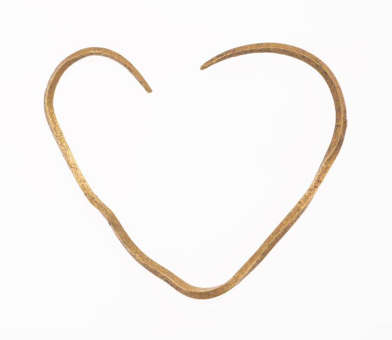 Gold wire from a foundation deposit
