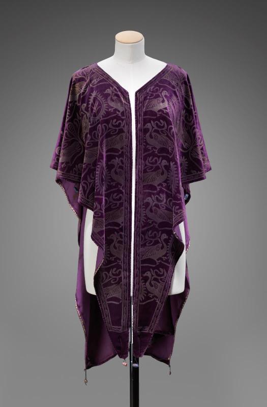 Shawl or mantle
