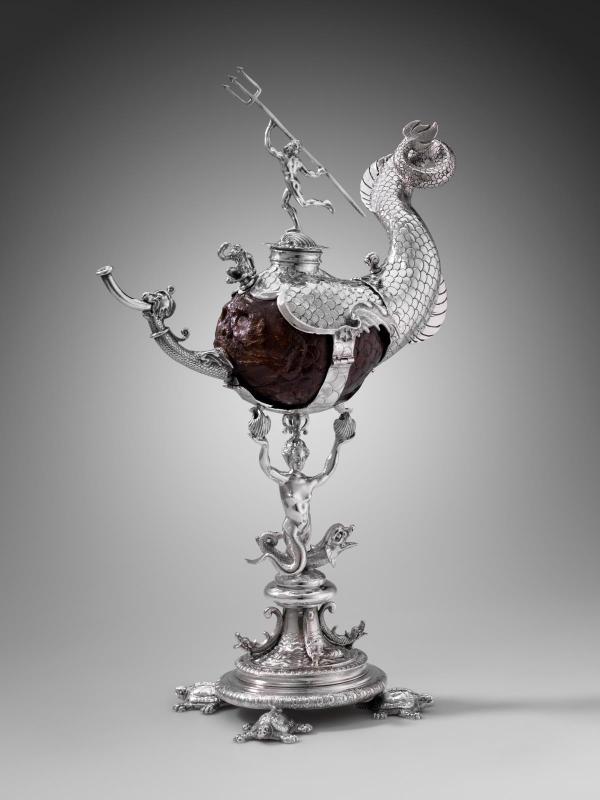 Covered coconut cup