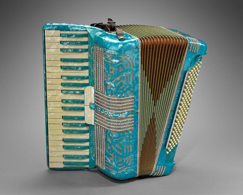 Piano accordion (Gloria model)