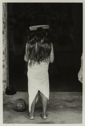 La niña del peine (Girl with Hair Comb), Juchitán, México