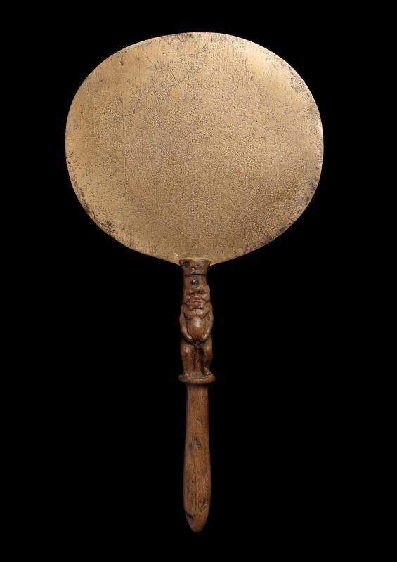 Mirror with Bes-image