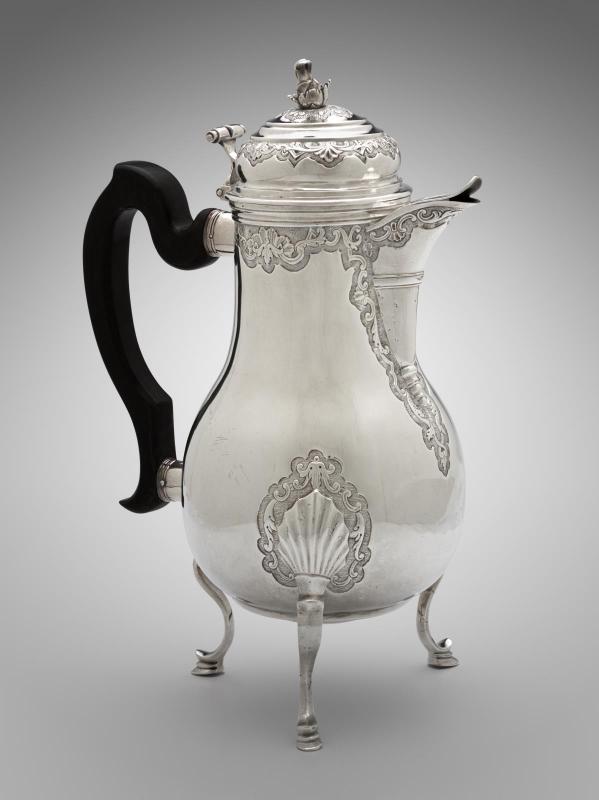 Coffee pot