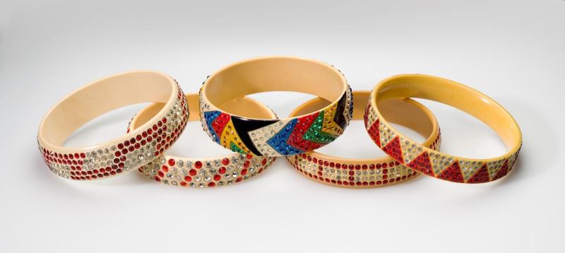 Group shot: 2019.599-603