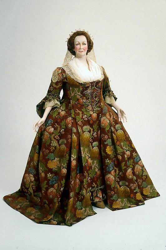 Morning dress in two parts (robe à la français)