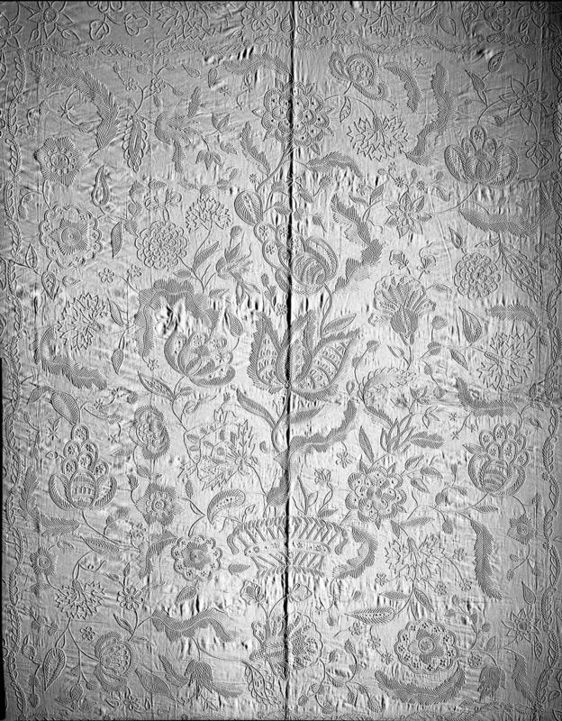 Center panel of quilted bed cover