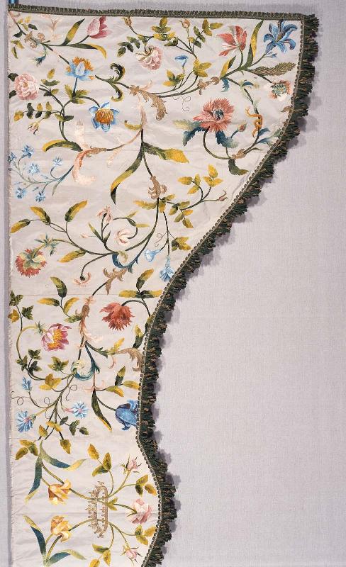 Valance
