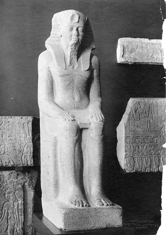 Seated statue of Ramesses II