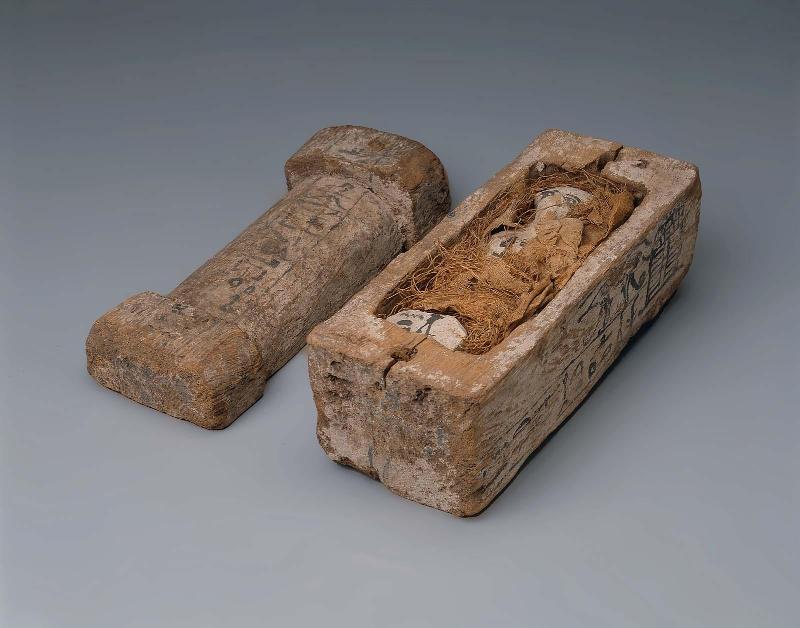 Shawabty and shawabty coffin of Intef