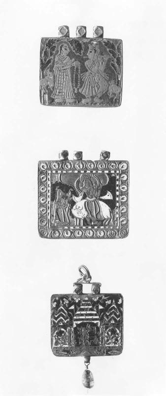 Group shot: 17.79, 21.1660-61