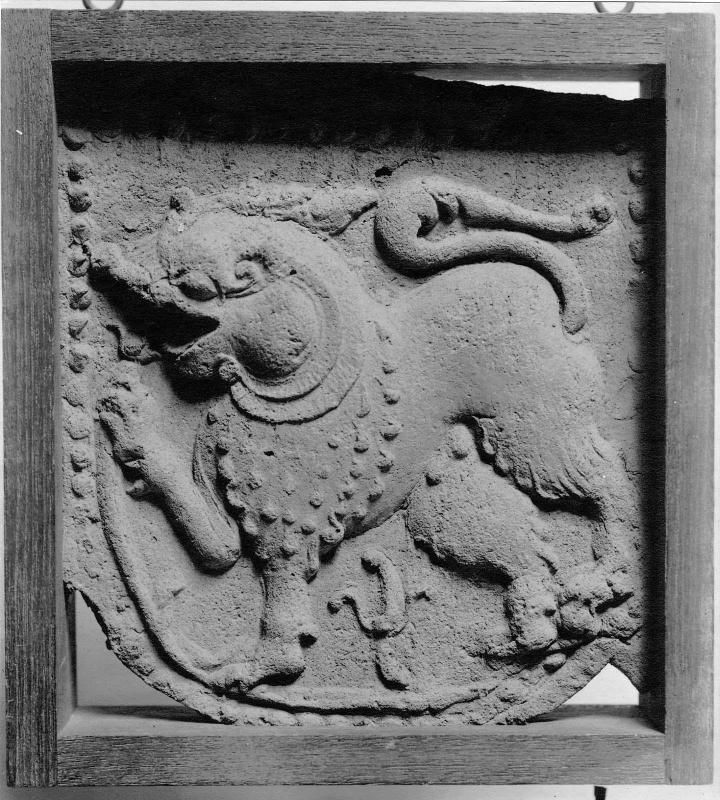 Eaves Tile