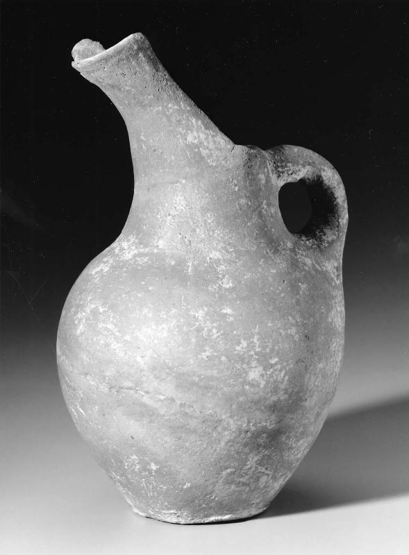 High-beaked jar