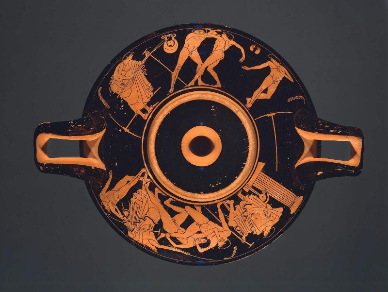 Drinking cup (kylix) depicting athletic combats