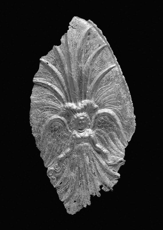 Plaque in the shape of a shield