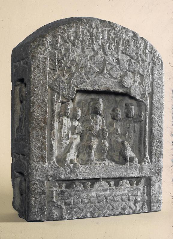 Top of a dedicatory stele