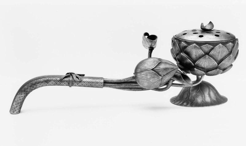 Long-handled censer in the shape of a lotus