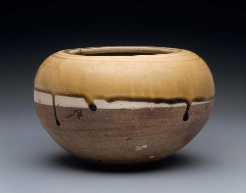 Alms bowl