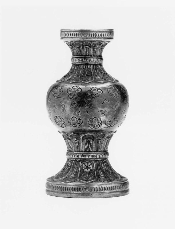 Flower vase