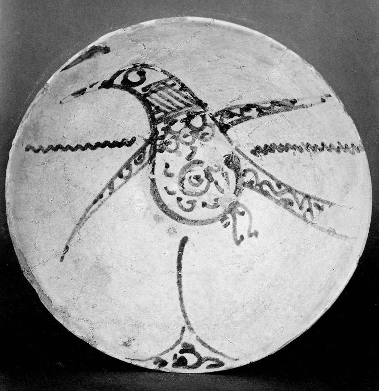 Bowl with a flying bird