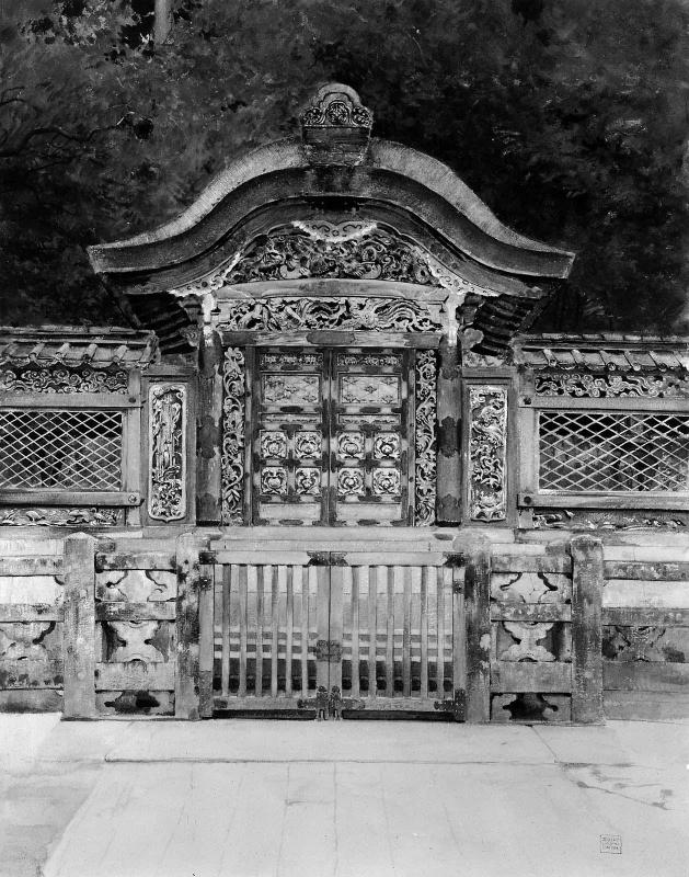 Gate before the Tomb of Shinran, Kyoto, Japan