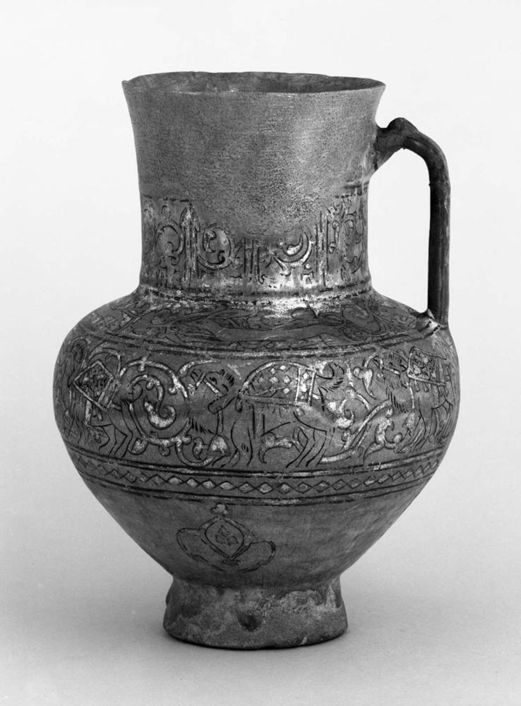 Jug with camel caravan