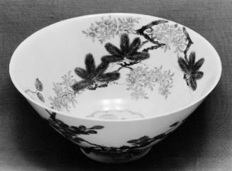 Bowl for gargling (ugaiwan) with decoration of flowers