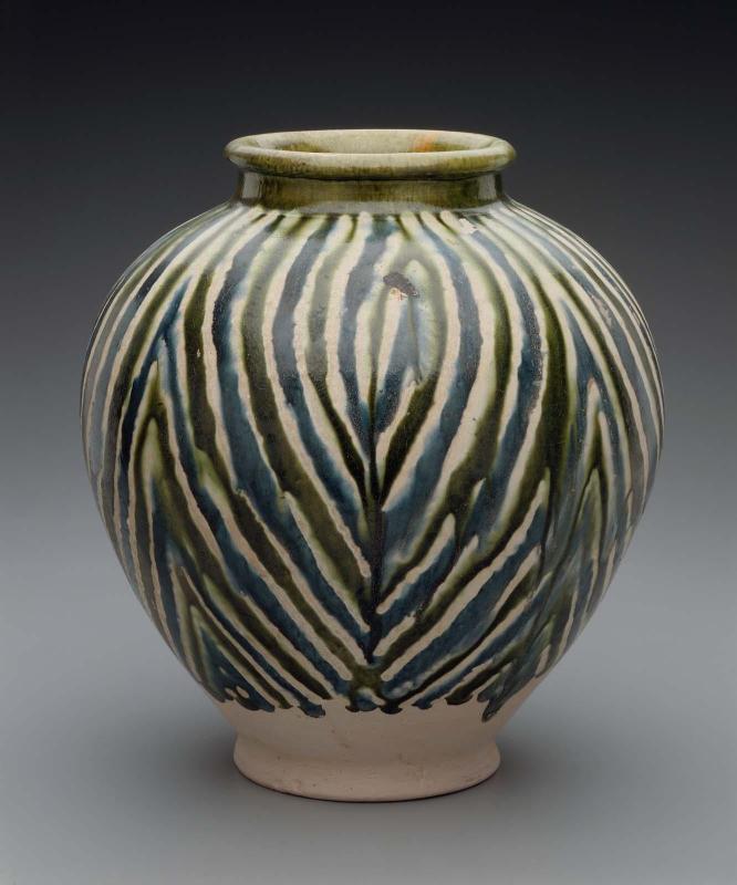 Jar with striated decoration