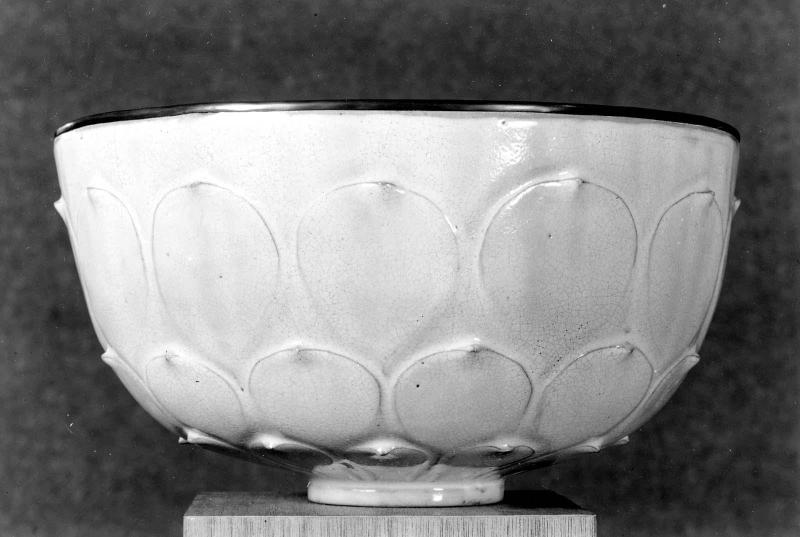 Deep bowl