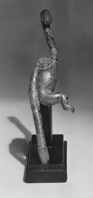 Monkey-shaped belt hook