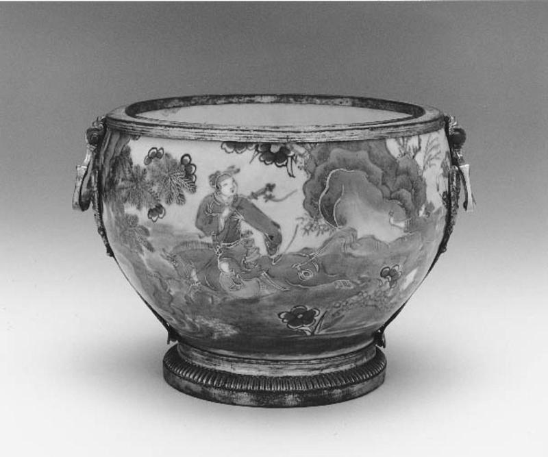 Mounted bowl with figural decoration