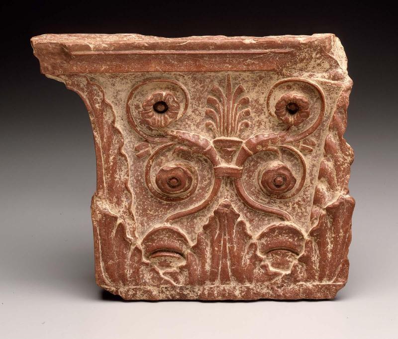 Corinthianizing pilaster capital