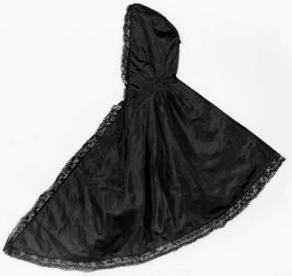 Woman's hooded cloak