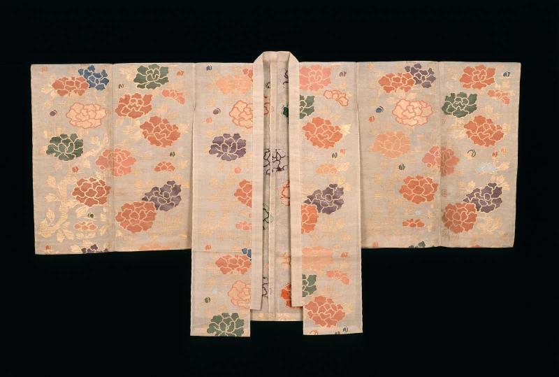 Noh costume (chôken)