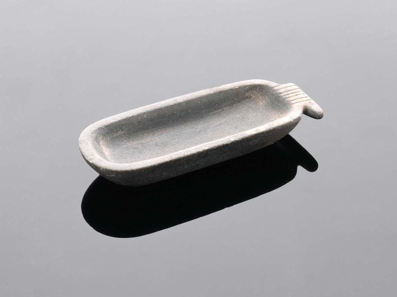 Cosmetic palette