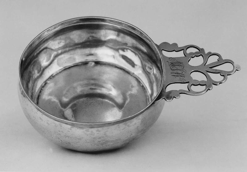 Porringer