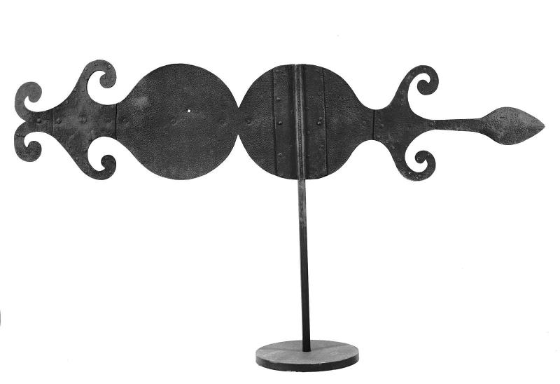 Geometric weather vane