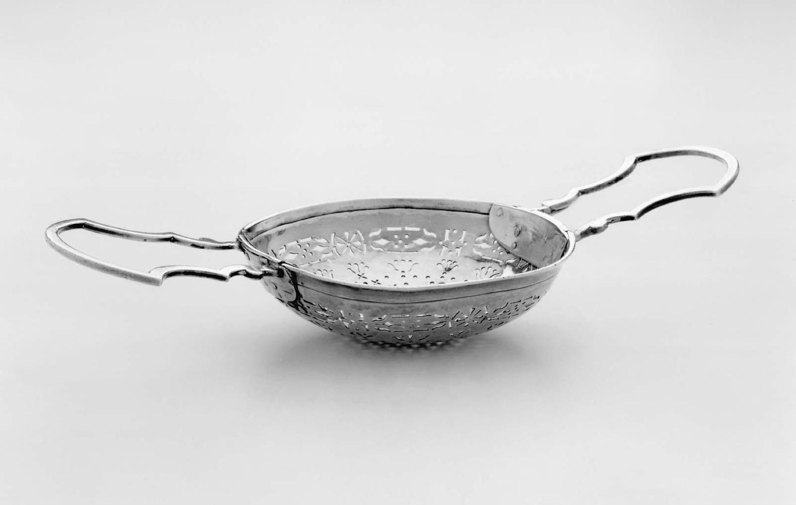 Punch strainer