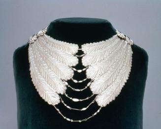 Palms collar