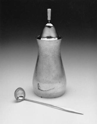 Honey pot with cover and spoon