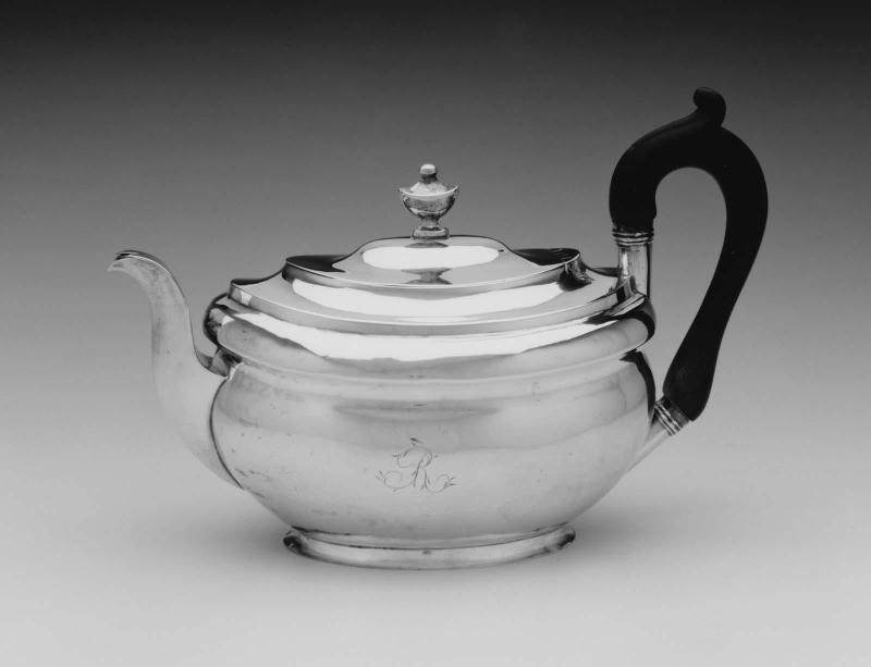 View: Portrait, spout to left