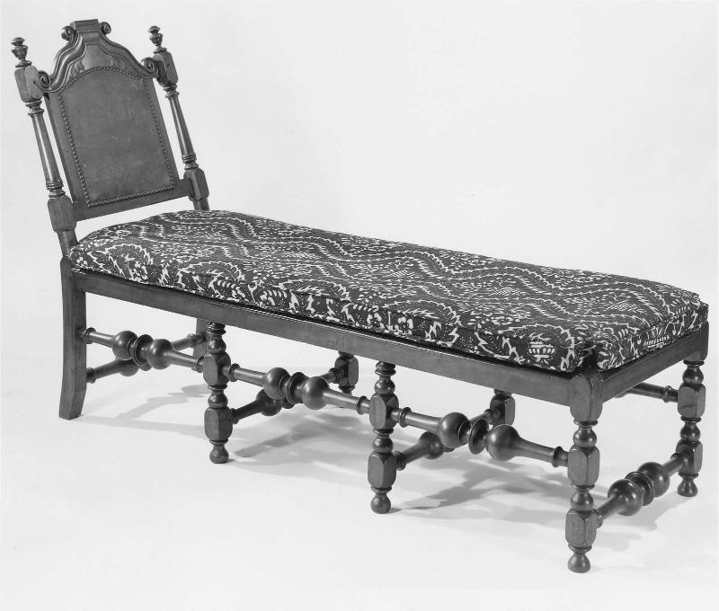 Cane couch