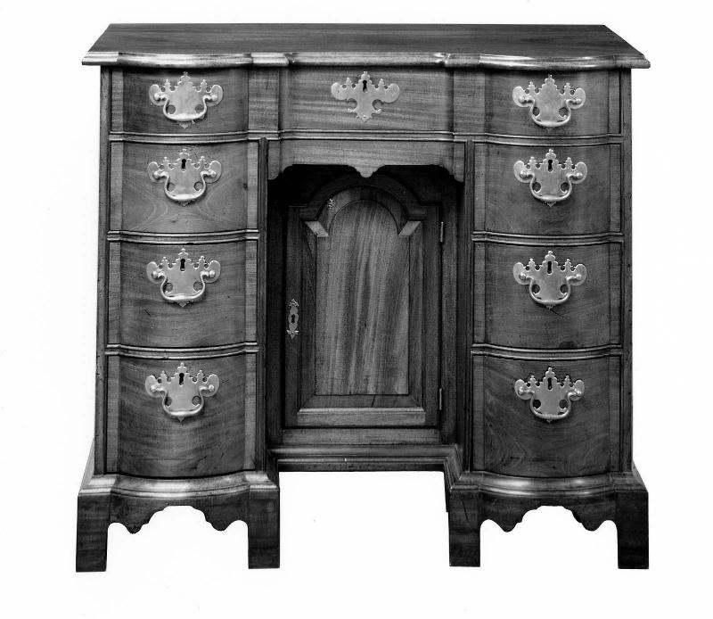 Bureau table