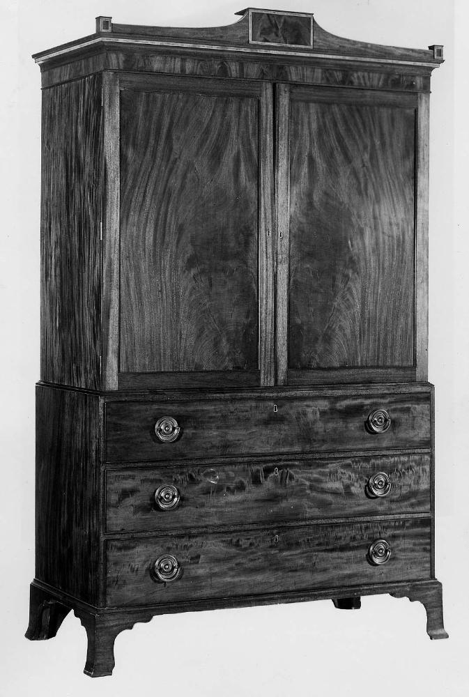 Linen press Wardrobe