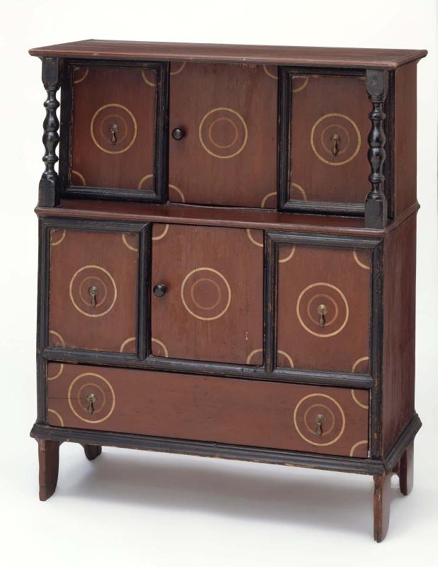 Press cupboard