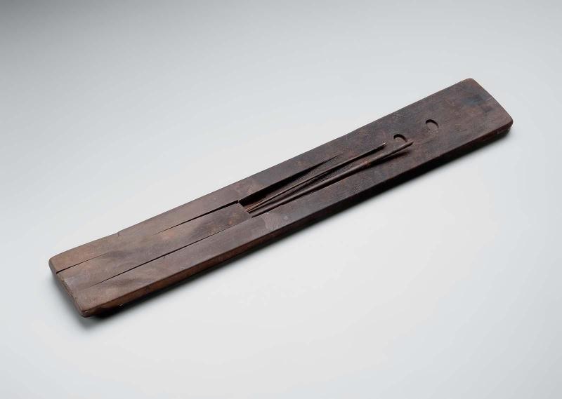 Scribal palette with two styli